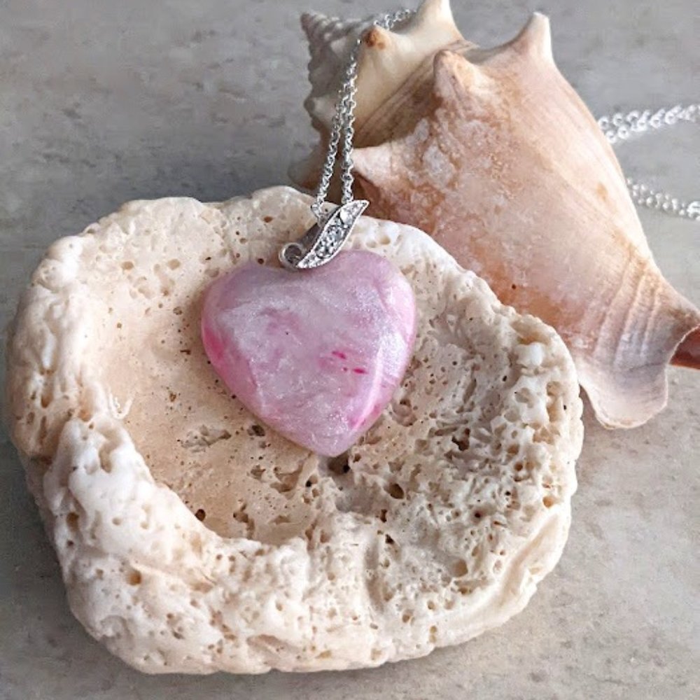 Beautiful Faux Rose Quartz Necklace